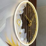 ساعت دیواری سفید نوری