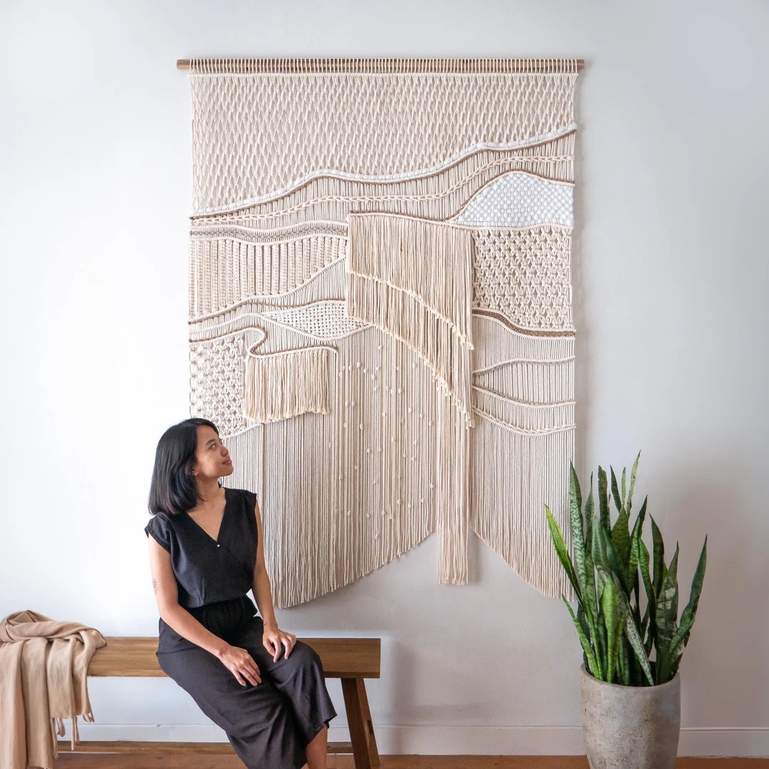 دیوارکوب تزیینی مکرومه در دکوراسیون مدیترانه ای